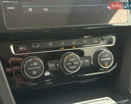 Сірий Фольксваген Пассат, об'ємом двигуна 1.97 л та пробігом 276 тис. км за 13999 $, фото 22 на Automoto.ua