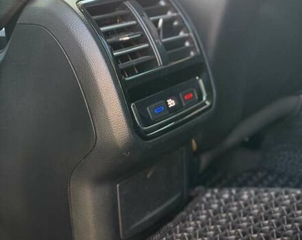 Фольксваген Пассат 2018 в Киеве на Automoto.ua Серый Фольксваген Пассат, объемом двигателя 1.97 л и пробегом 287 тыс. км за 19300 $, фото 10 на Automoto.ua