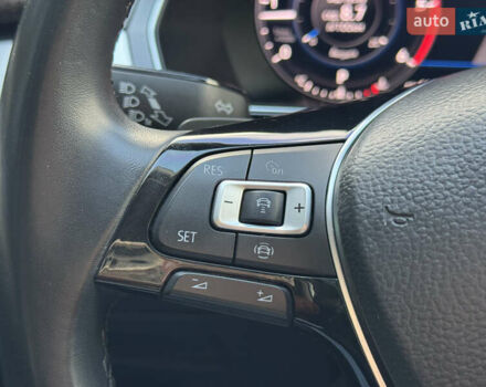 Серый Фольксваген Пассат, объемом двигателя 2 л и пробегом 220 тыс. км за 16900 $, фото 18 на Automoto.ua