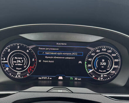 Сірий Фольксваген Пассат, об'ємом двигуна 1.97 л та пробігом 255 тис. км за 20000 $, фото 9 на Automoto.ua