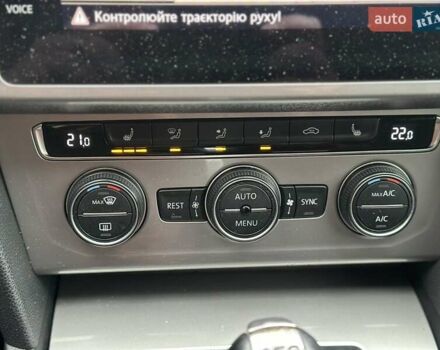 Фольксваген Пассат 2018 в Черкассах на Automoto.ua Серый Фольксваген Пассат, объемом двигателя 2 л и пробегом 178 тыс. км за 21900 $, фото 25 на Automoto.ua