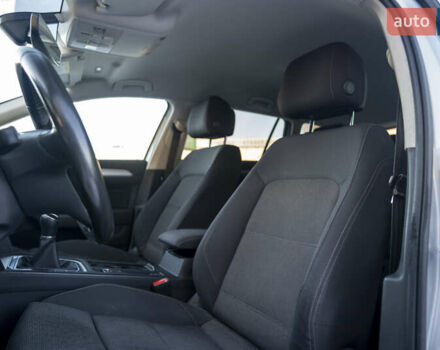 Сірий Фольксваген Пассат, об'ємом двигуна 1.6 л та пробігом 205 тис. км за 13600 $, фото 15 на Automoto.ua