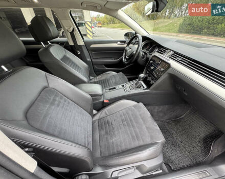 Сірий Фольксваген Пассат, об'ємом двигуна 1.97 л та пробігом 276 тис. км за 13999 $, фото 39 на Automoto.ua