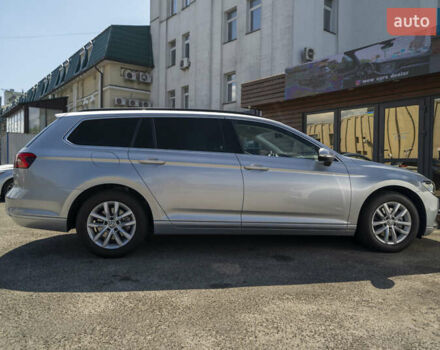 Сірий Фольксваген Пассат, об'ємом двигуна 1.6 л та пробігом 205 тис. км за 13600 $, фото 12 на Automoto.ua