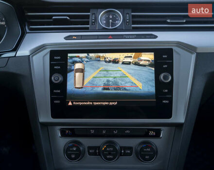 Сірий Фольксваген Пассат, об'ємом двигуна 1.6 л та пробігом 205 тис. км за 13600 $, фото 23 на Automoto.ua