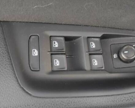 Сірий Фольксваген Пассат, об'ємом двигуна 2 л та пробігом 186 тис. км за 23018 $, фото 17 на Automoto.ua