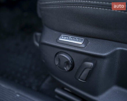 Сірий Фольксваген Пассат, об'ємом двигуна 1.6 л та пробігом 205 тис. км за 13600 $, фото 17 на Automoto.ua