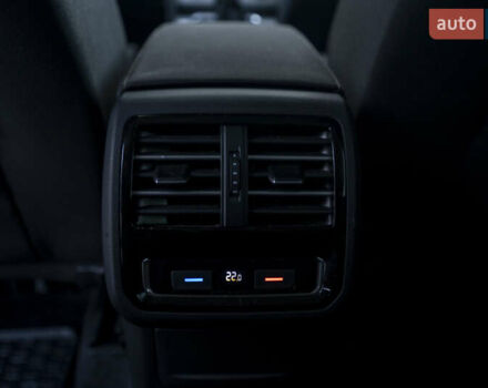 Сірий Фольксваген Пассат, об'ємом двигуна 1.6 л та пробігом 205 тис. км за 13600 $, фото 28 на Automoto.ua