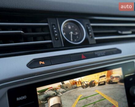 Сірий Фольксваген Пассат, об'ємом двигуна 1.6 л та пробігом 205 тис. км за 13600 $, фото 34 на Automoto.ua