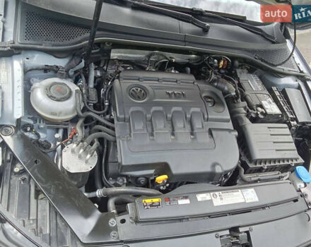 Серый Фольксваген Пассат, объемом двигателя 2 л и пробегом 315 тыс. км за 15500 $, фото 5 на Automoto.ua