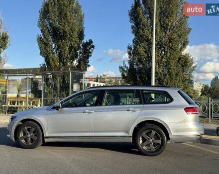 Серый Фольксваген Пассат, объемом двигателя 1.97 л и пробегом 176 тыс. км за 16800 $, фото 7 на Automoto.ua