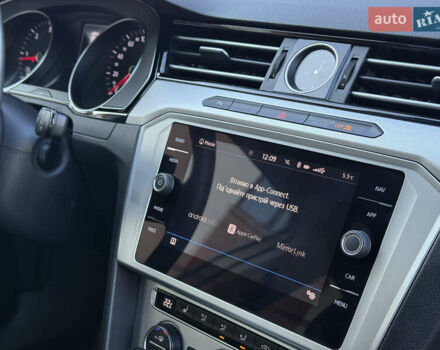 Сірий Фольксваген Пассат, об'ємом двигуна 1.97 л та пробігом 220 тис. км за 16800 $, фото 39 на Automoto.ua