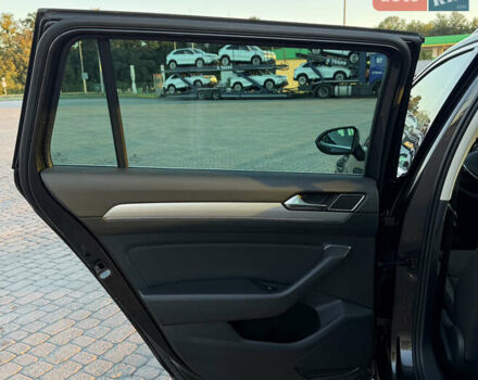 Серый Фольксваген Пассат, объемом двигателя 1.97 л и пробегом 275 тыс. км за 17300 $, фото 19 на Automoto.ua