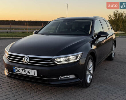 Серый Фольксваген Пассат, объемом двигателя 1.97 л и пробегом 275 тыс. км за 17300 $, фото 7 на Automoto.ua