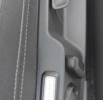 Сірий Фольксваген Пассат, об'ємом двигуна 2 л та пробігом 186 тис. км за 23018 $, фото 12 на Automoto.ua