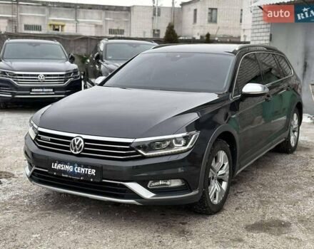 Фольксваген Пассат 2018 в Черкассах на Automoto.ua Серый Фольксваген Пассат, объемом двигателя 2 л и пробегом 178 тыс. км за 21900 $, фото 1 на Automoto.ua