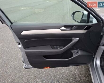 Серый Фольксваген Пассат, объемом двигателя 1.97 л и пробегом 214 тыс. км за 17400 $, фото 21 на Automoto.ua