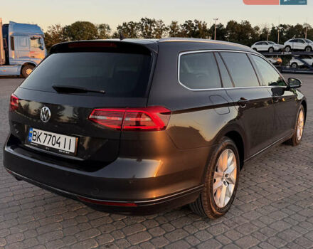 Серый Фольксваген Пассат, объемом двигателя 1.97 л и пробегом 275 тыс. км за 17300 $, фото 3 на Automoto.ua