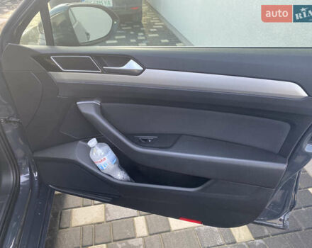 Серый Фольксваген Пассат, объемом двигателя 2 л и пробегом 286 тыс. км за 14700 $, фото 15 на Automoto.ua