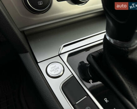 Серый Фольксваген Пассат, объемом двигателя 1.97 л и пробегом 207 тыс. км за 17300 $, фото 65 на Automoto.ua