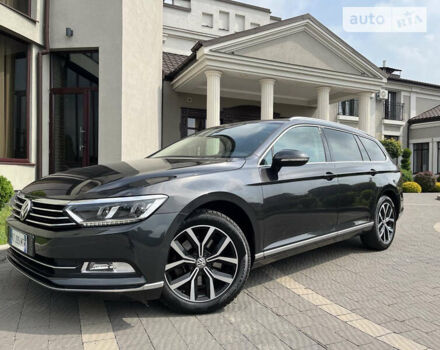 Серый Фольксваген Пассат, объемом двигателя 2 л и пробегом 215 тыс. км за 20000 $, фото 4 на Automoto.ua
