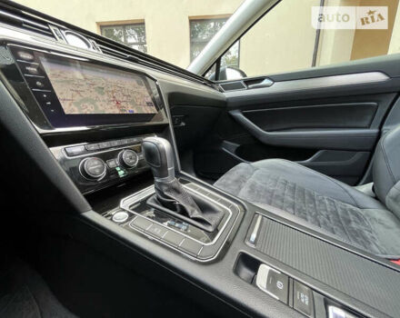 Серый Фольксваген Пассат, объемом двигателя 2 л и пробегом 215 тыс. км за 20000 $, фото 45 на Automoto.ua