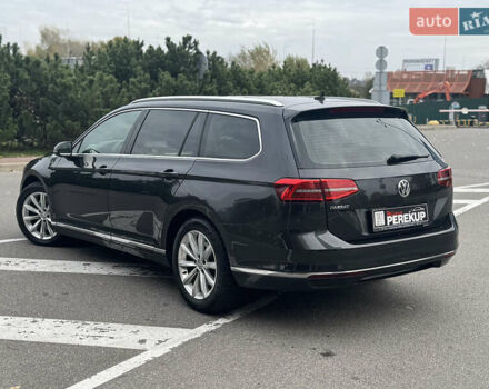 Сірий Фольксваген Пассат, об'ємом двигуна 1.97 л та пробігом 276 тис. км за 13999 $, фото 5 на Automoto.ua