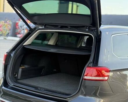 Фольксваген Пассат 2018 в Киеве на Automoto.ua Серый Фольксваген Пассат, объемом двигателя 1.97 л и пробегом 287 тыс. км за 19300 $, фото 6 на Automoto.ua