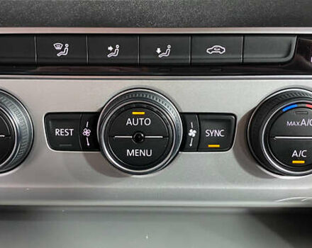 Серый Фольксваген Пассат, объемом двигателя 1.97 л и пробегом 197 тыс. км за 18950 $, фото 20 на Automoto.ua