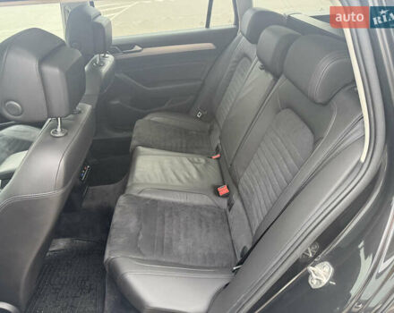 Сірий Фольксваген Пассат, об'ємом двигуна 1.97 л та пробігом 276 тис. км за 13999 $, фото 26 на Automoto.ua