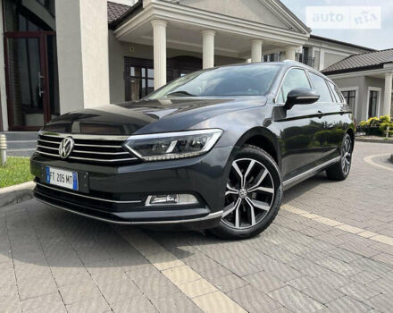 Серый Фольксваген Пассат, объемом двигателя 2 л и пробегом 215 тыс. км за 20000 $, фото 5 на Automoto.ua