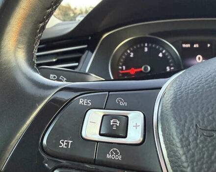 Серый Фольксваген Пассат, объемом двигателя 1.97 л и пробегом 275 тыс. км за 17300 $, фото 34 на Automoto.ua