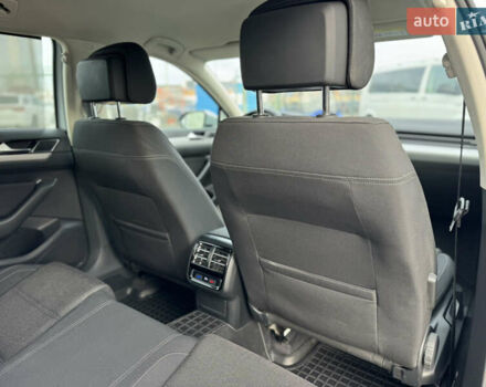 Серый Фольксваген Пассат, объемом двигателя 1.97 л и пробегом 207 тыс. км за 17300 $, фото 35 на Automoto.ua