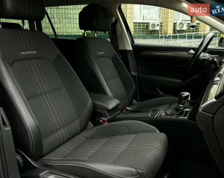 Серый Фольксваген Пассат, объемом двигателя 1.97 л и пробегом 259 тыс. км за 23999 $, фото 18 на Automoto.ua