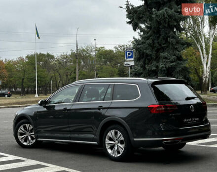 Серый Фольксваген Пассат, объемом двигателя 1.97 л и пробегом 259 тыс. км за 23999 $, фото 2 на Automoto.ua