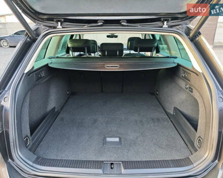 Сірий Фольксваген Пассат, об'ємом двигуна 2 л та пробігом 196 тис. км за 20999 $, фото 59 на Automoto.ua