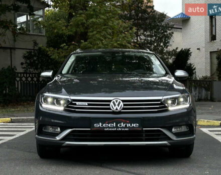 Серый Фольксваген Пассат, объемом двигателя 1.97 л и пробегом 259 тыс. км за 23999 $, фото 8 на Automoto.ua