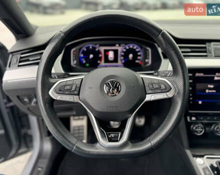 Сірий Фольксваген Пассат, об'ємом двигуна 2 л та пробігом 248 тис. км за 25800 $, фото 44 на Automoto.ua