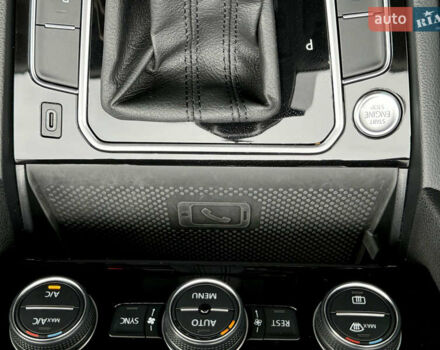 Серый Фольксваген Пассат, объемом двигателя 1.97 л и пробегом 227 тыс. км за 20499 $, фото 51 на Automoto.ua