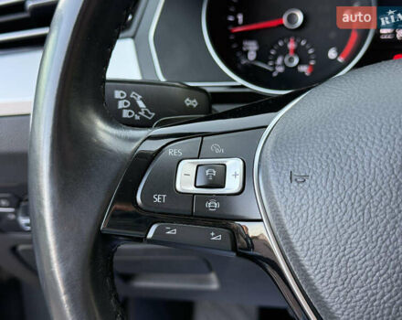 Серый Фольксваген Пассат, объемом двигателя 2 л и пробегом 247 тыс. км за 17400 $, фото 41 на Automoto.ua