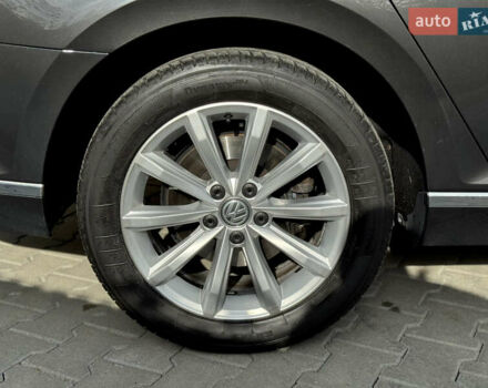 Фольксваген Пассат 2019 в Ужгороде на Automoto.ua Серый Фольксваген Пассат, объемом двигателя 1.97 л и пробегом 243 тыс. км за 18300 $, фото 5 на Automoto.ua