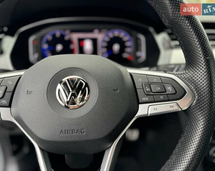 Сірий Фольксваген Пассат, об'ємом двигуна 2 л та пробігом 248 тис. км за 25800 $, фото 46 на Automoto.ua