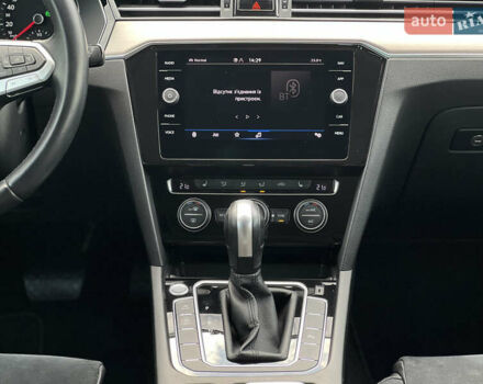 Сірий Фольксваген Пассат, об'ємом двигуна 2 л та пробігом 293 тис. км за 18200 $, фото 36 на Automoto.ua