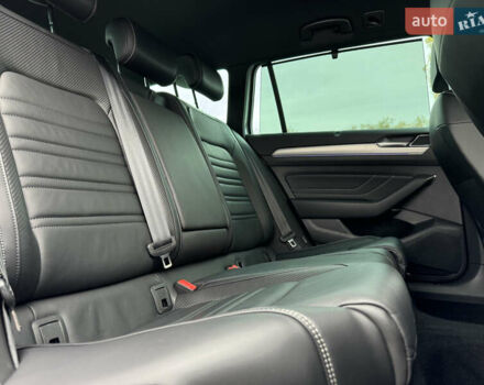 Сірий Фольксваген Пассат, об'ємом двигуна 2 л та пробігом 248 тис. км за 25800 $, фото 38 на Automoto.ua