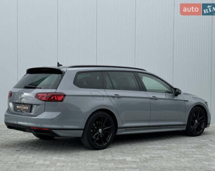 Сірий Фольксваген Пассат, об'ємом двигуна 2 л та пробігом 248 тис. км за 25800 $, фото 5 на Automoto.ua