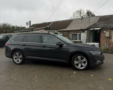 Серый Фольксваген Пассат, объемом двигателя 1.97 л и пробегом 210 тыс. км за 19800 $, фото 1 на Automoto.ua