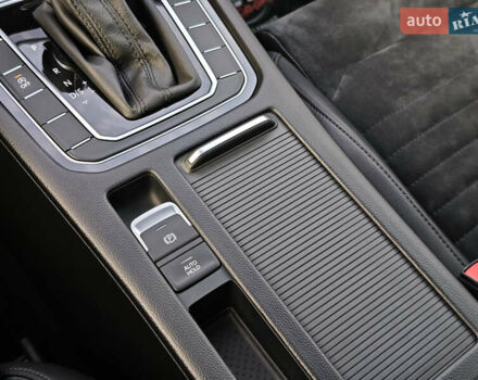 Сірий Фольксваген Пассат, об'ємом двигуна 2 л та пробігом 196 тис. км за 20999 $, фото 52 на Automoto.ua