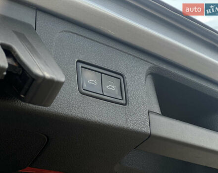 Сірий Фольксваген Пассат, об'ємом двигуна 2 л та пробігом 293 тис. км за 18200 $, фото 43 на Automoto.ua