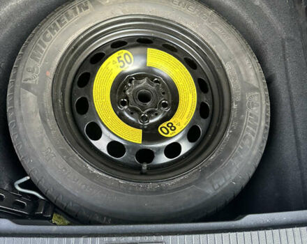 Сірий Фольксваген Пассат, об'ємом двигуна 1.6 л та пробігом 281 тис. км за 15999 $, фото 14 на Automoto.ua