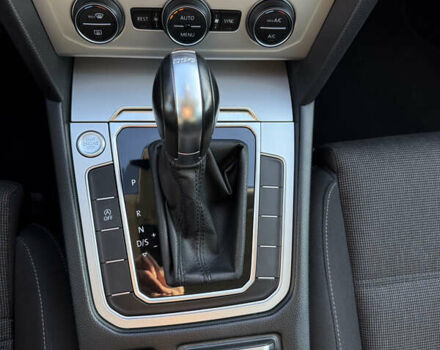 Сірий Фольксваген Пассат, об'ємом двигуна 2 л та пробігом 221 тис. км за 16500 $, фото 37 на Automoto.ua